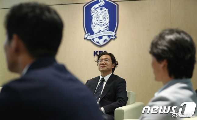 丝袜亚洲精品中文字幕一区